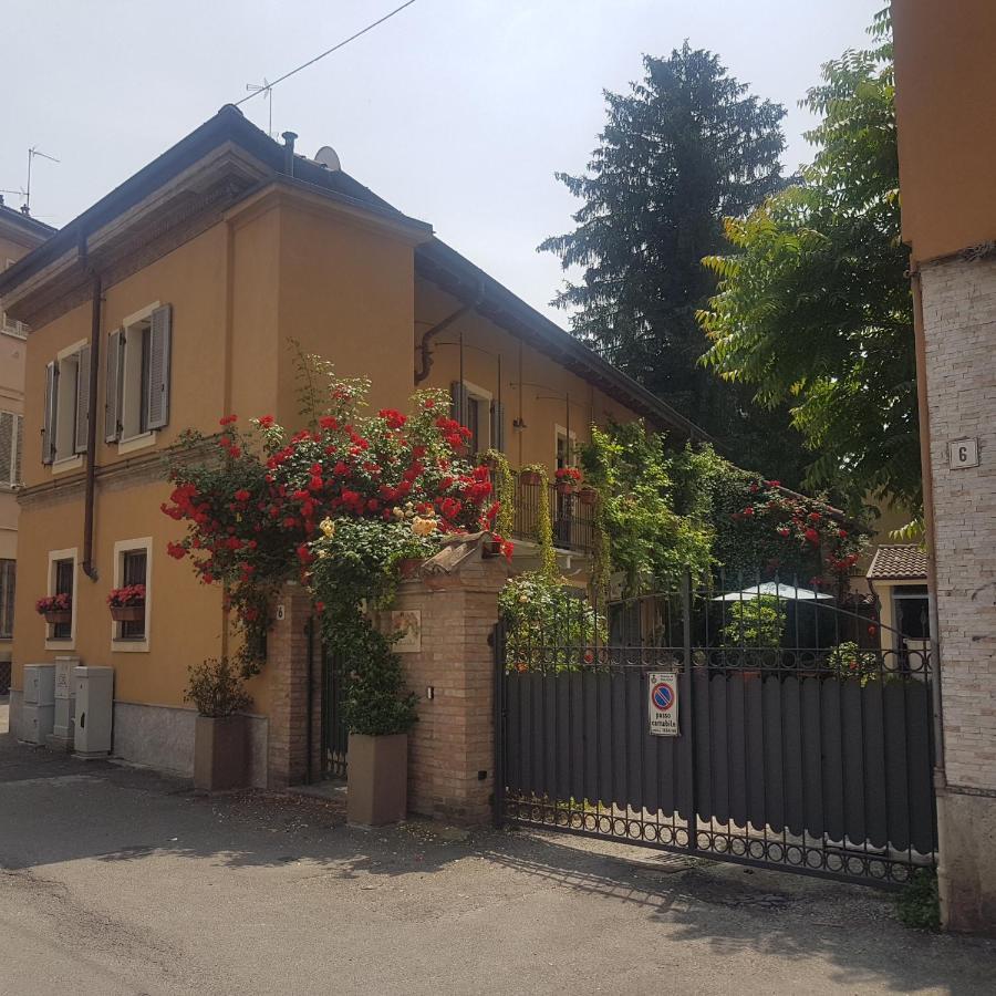 Corte Delle Rose Voghera Εξωτερικό φωτογραφία